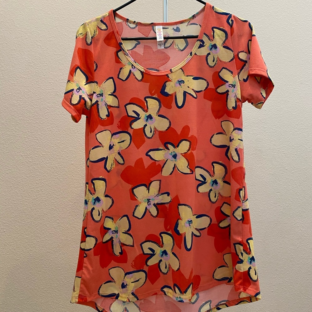 LuLaRoe Classic Tee